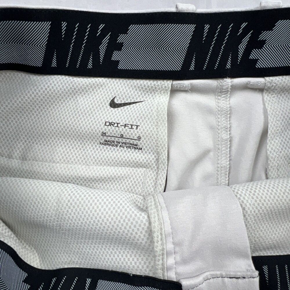 Nike Golf Shorts Size 34 - Picture 5 of 7